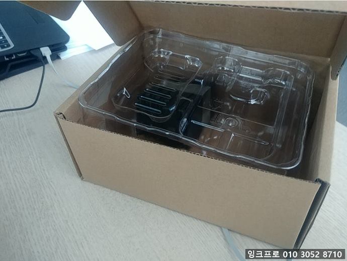 교체 작업에 사용한 재생 프린터 헤드